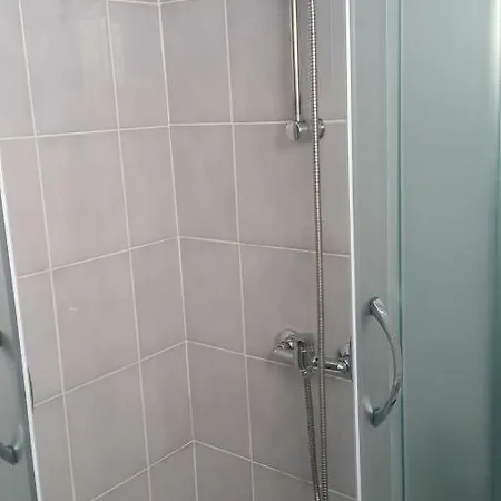 Apartmans Nadin * أوماغ